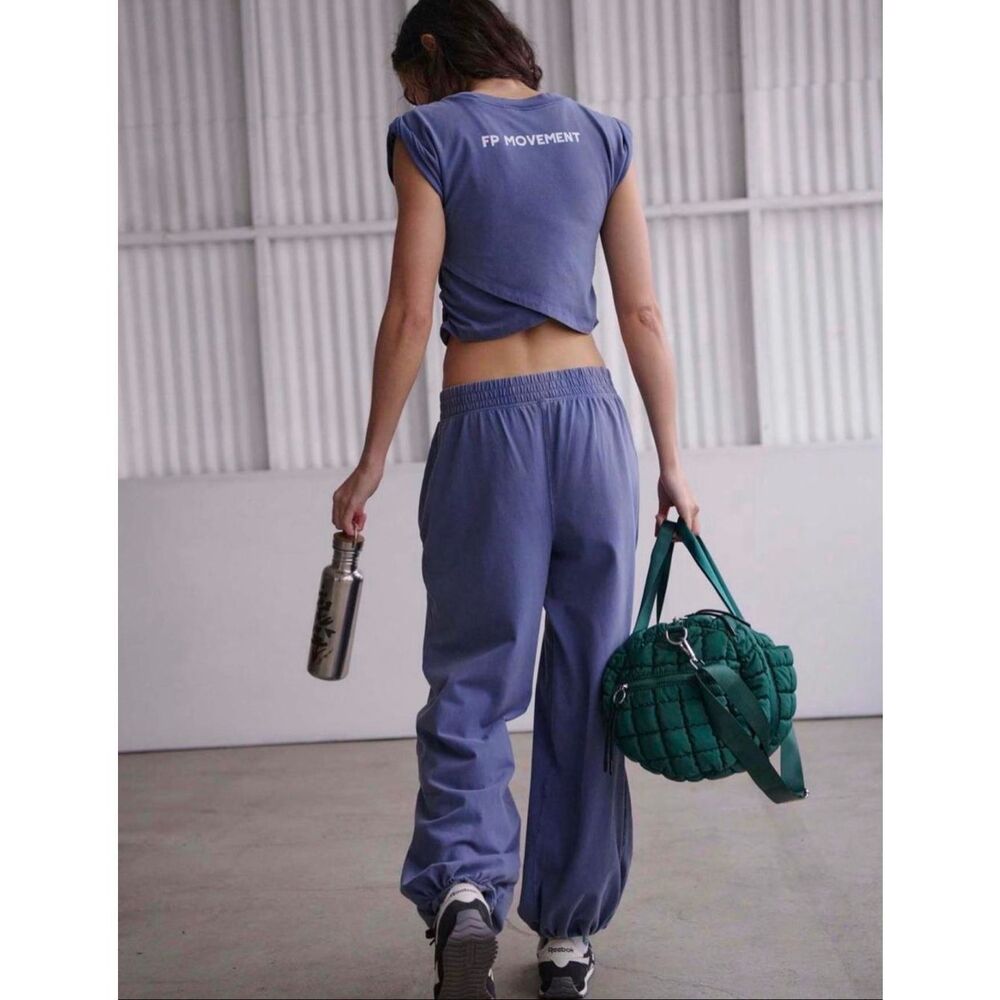 Free People Movement Hot Shot Logo Crossover 2-Piece Set Blue Indigo Size Large - Picture 2 of 11